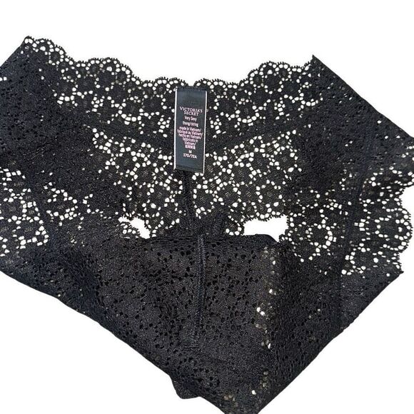 Victoria’s Secret “Very Sexy” Sz M black lace thong panties floral - Picture 4 of 6